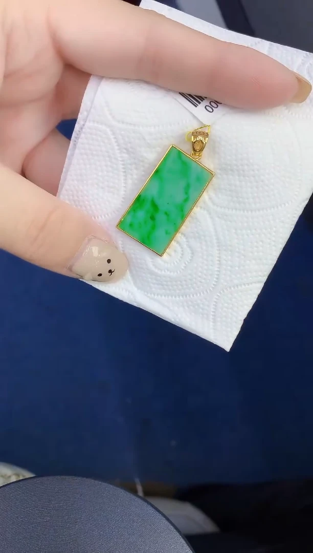 颈饰未镶嵌翡翠缅甸天然翡翠A货