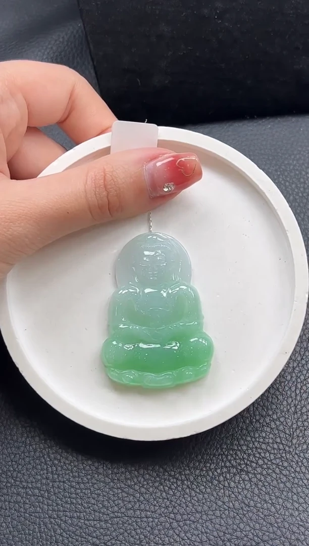 【闪购商品】翡翠颈饰未镶嵌观音