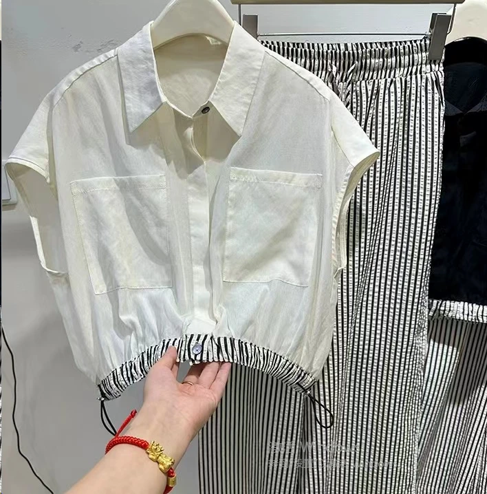 【秀宝女装】百搭抽绳坎肩衬衫+条纹休闲裤XB5887