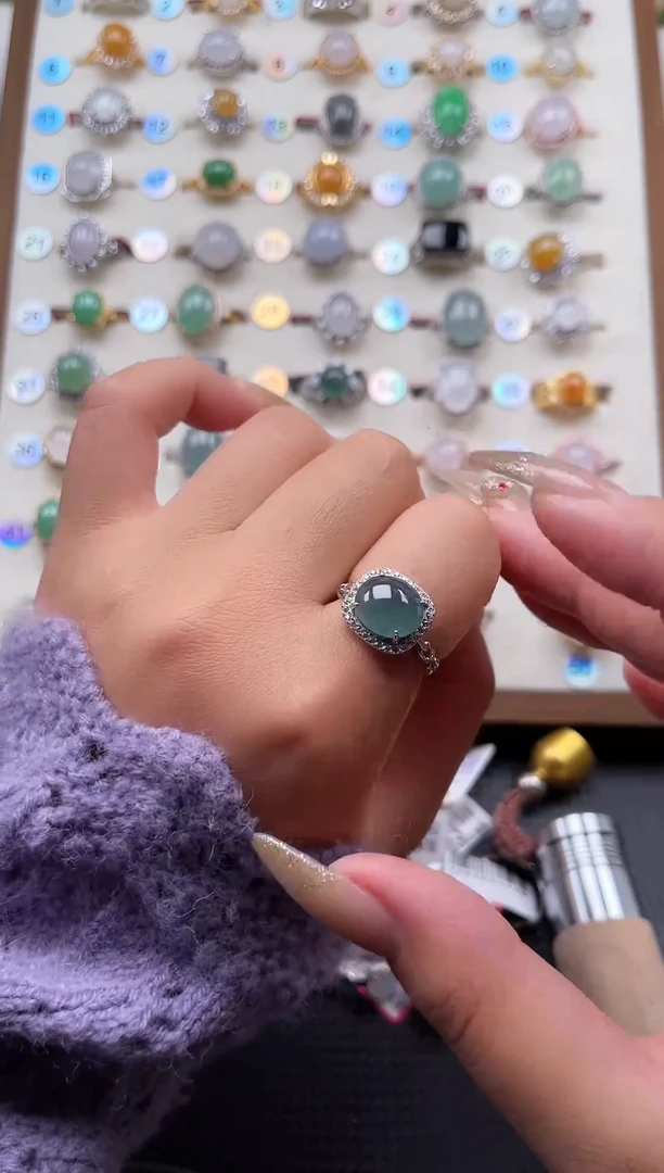 【闪购商品】翡翠戒指银S925镶嵌天然A货翡翠戒指