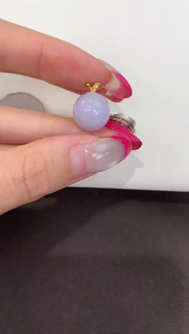 颈饰18K金镶嵌翡翠缅甸A货翡翠