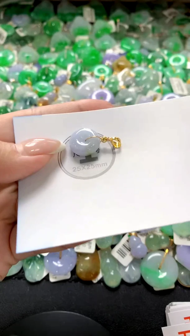 翡翠未镶嵌颈饰1111111111111111