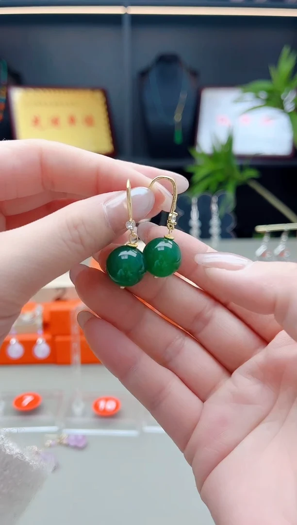 未镶嵌耳钉玛瑙/玉髓A6