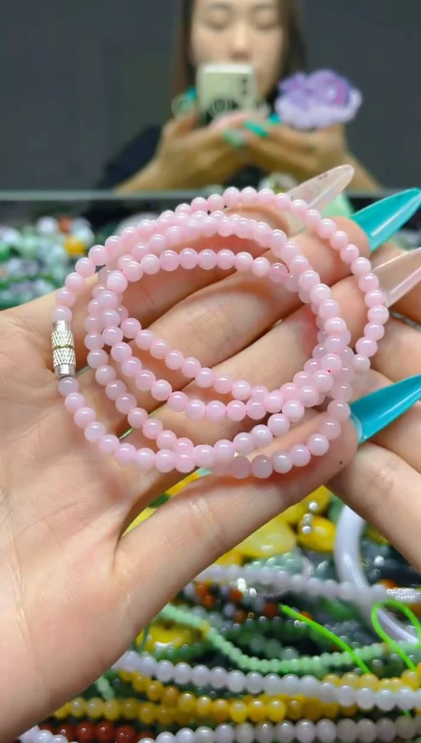 翡翠未镶嵌颈饰4MM/E/翡翠A货，一件也是批发价