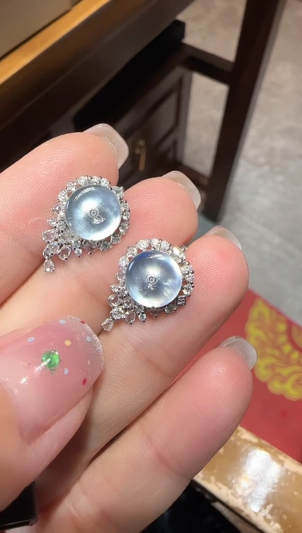 【闪购商品】翡翠耳饰18K金镶嵌平安扣