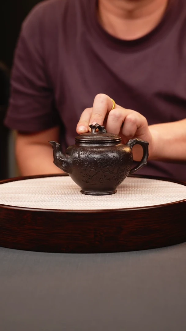 茶壶紫砂玄铁紫泥报春
