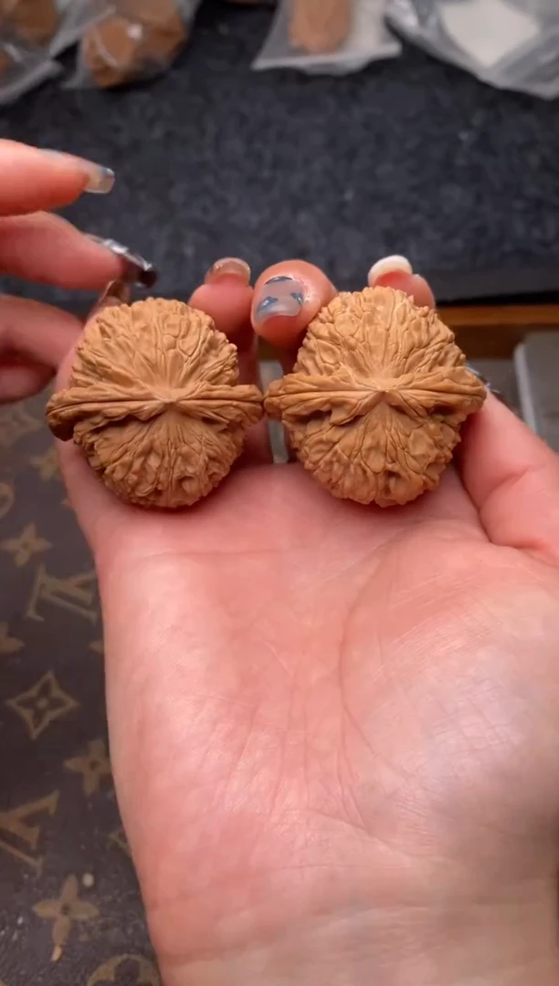 把件文玩核桃B201 号43尺球白