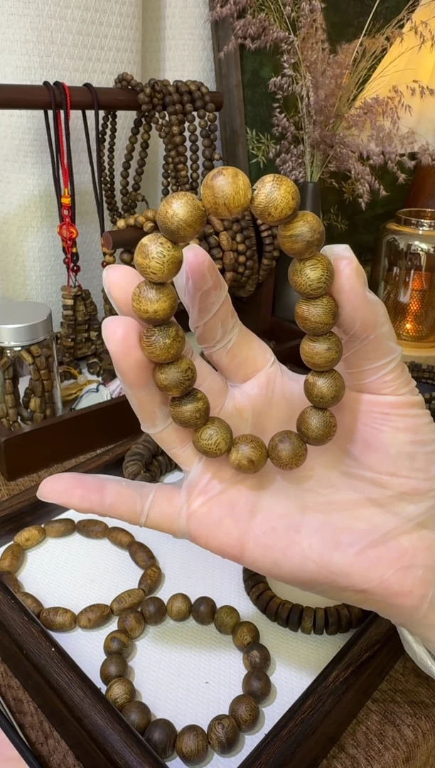 沉香手串1312圆珠单圈沉香手串