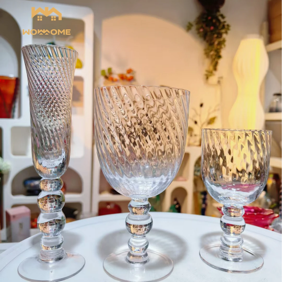 惊喜家创意个性浮雕红酒杯透明欧式复古高脚酒杯好看婚礼装饰杯