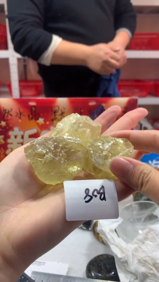 未镶嵌珠宝半成品水晶天然水晶默认微瑕发三B08