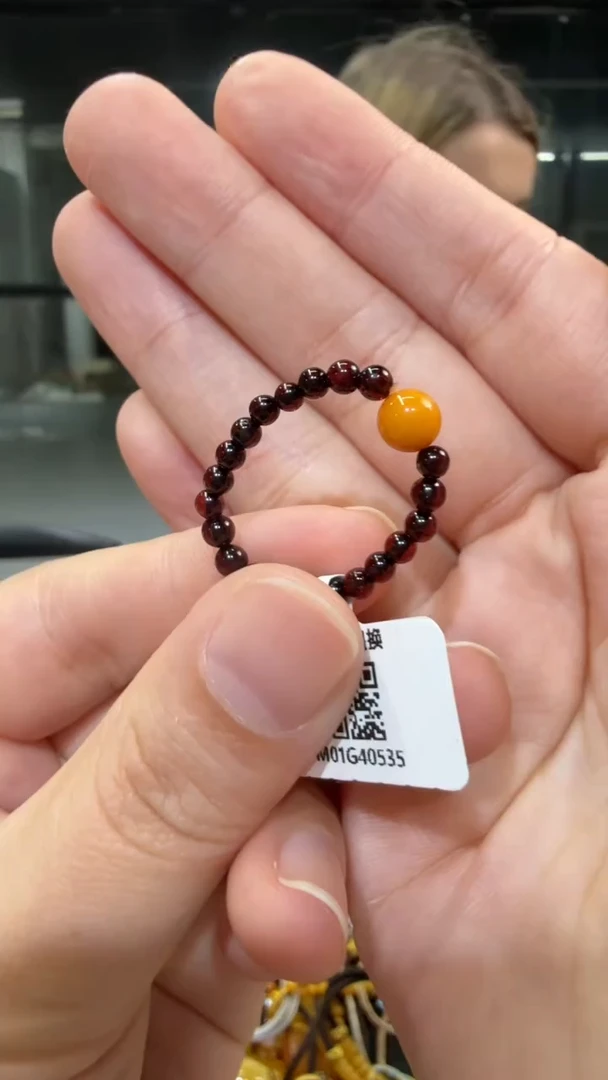 未镶嵌琥珀戒指假一罚三
