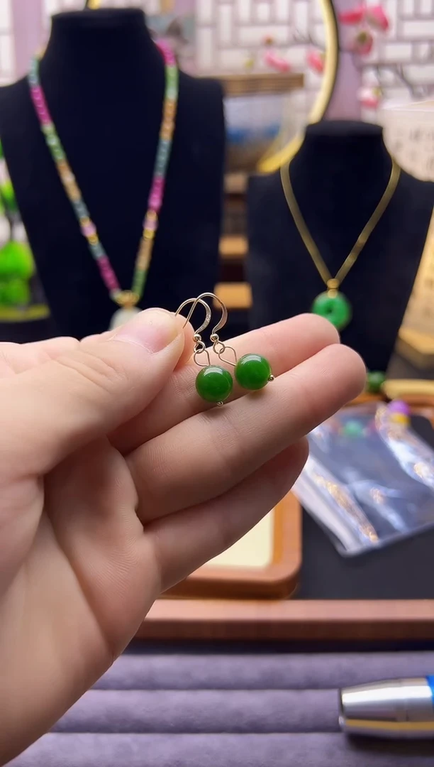 【闪购商品】和田玉耳饰14K金镶嵌E52