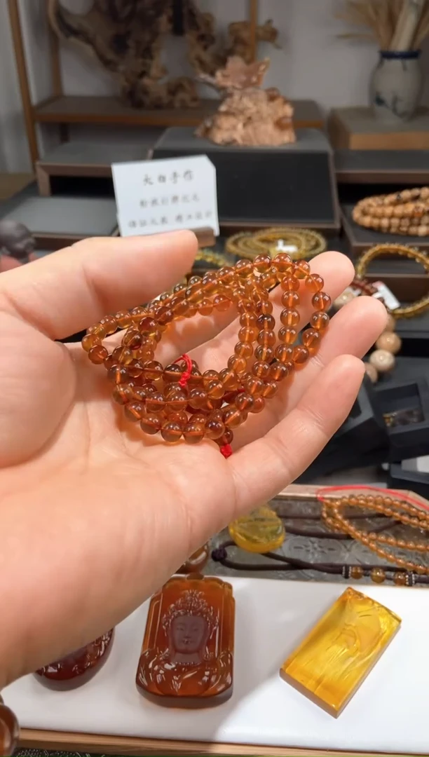 未镶嵌颈饰琥珀金棕红108