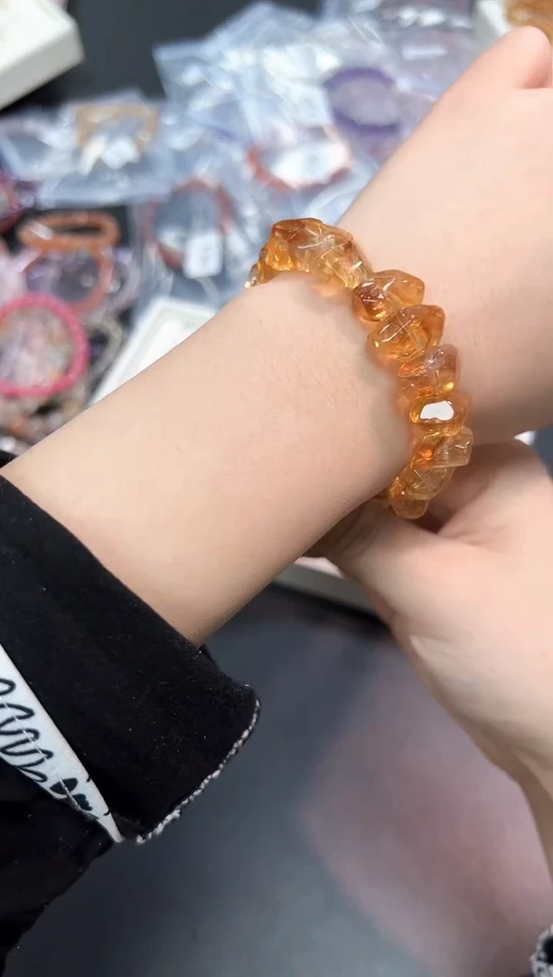 【闪购商品】水晶手串未镶嵌39X多样性发其一1条默认微瑕