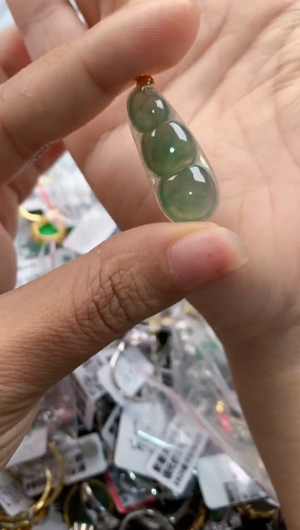 18K金镶嵌戒指翡翠111     9