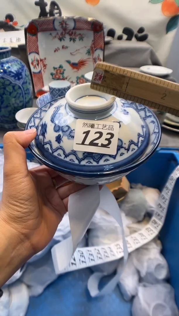 瓷片万****城123