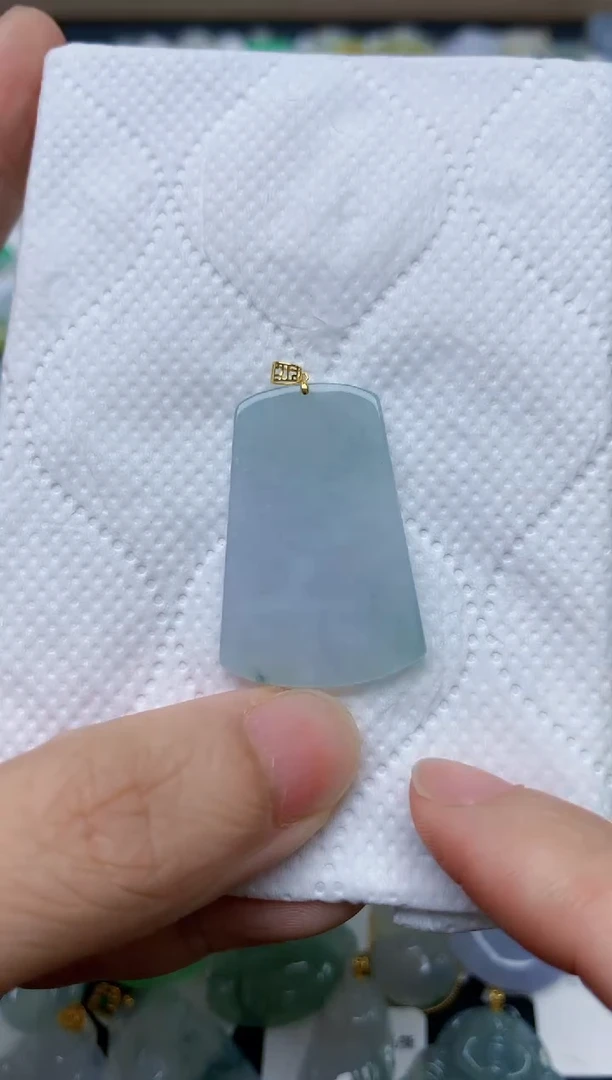 翡翠18K金镶嵌颈饰天然缅甸A货翡翠