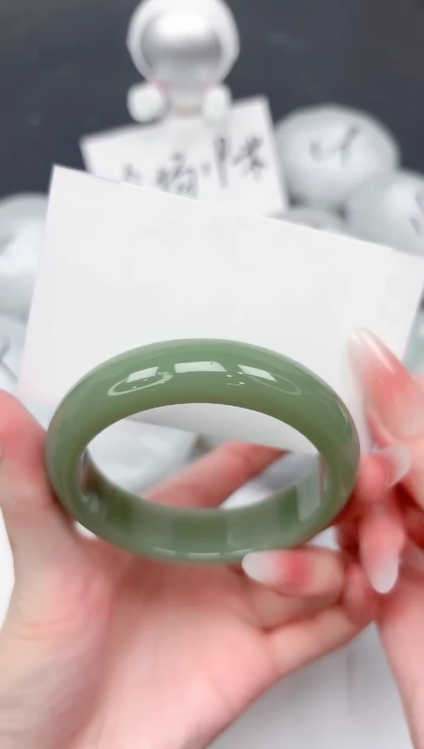 未镶嵌手镯石英质玉253-55