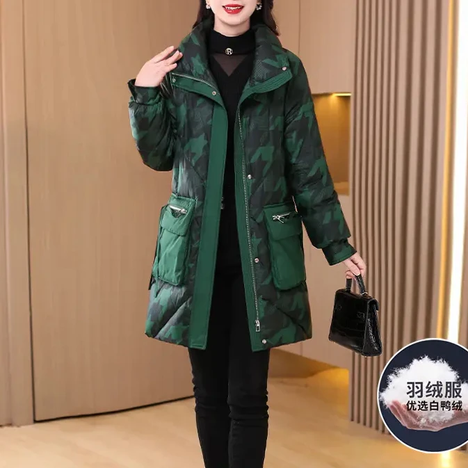 九江平湖羽绒服女款2025新年冬今年流行爆款洋气高端品牌中长妈妈