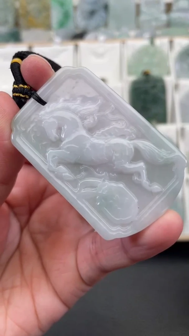 颈饰未镶嵌翡翠天然缅甸翡翠A货103