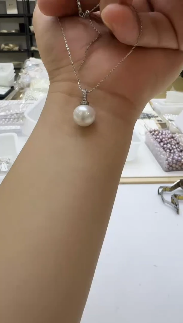 淡水珍珠银S925镶嵌吊坠(赠链)12-13mm 奶嘴万能扣