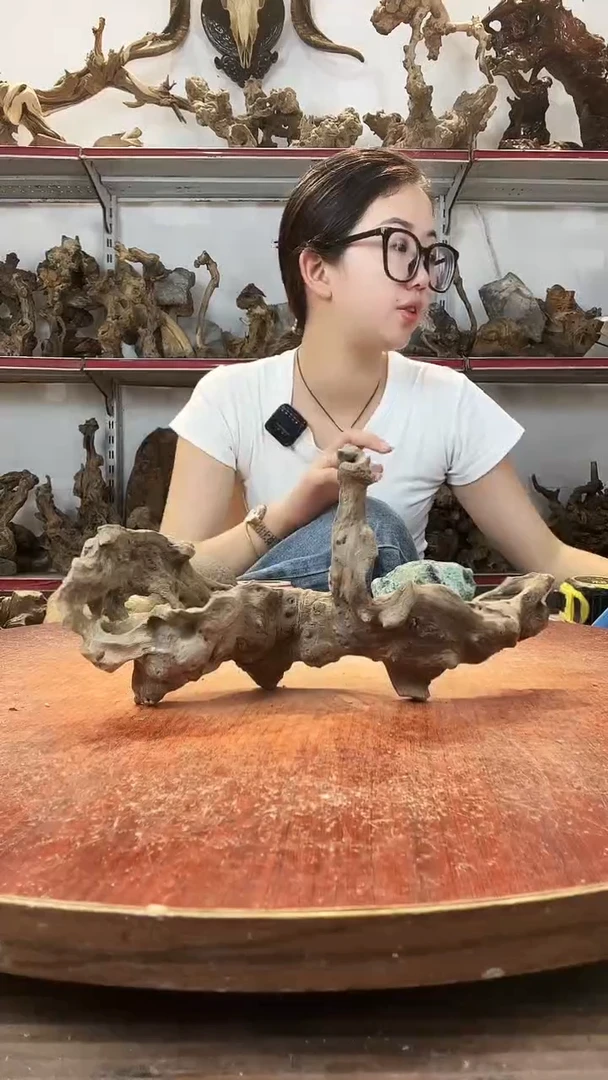 木猴*乐黄荆随型风化镂空底座摆件无漆无蜡