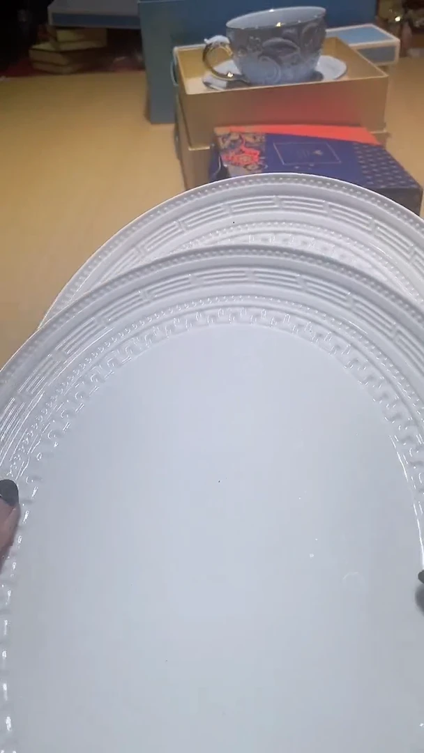 【闪购商品】瓷片锅碗瓢盆一件不剩