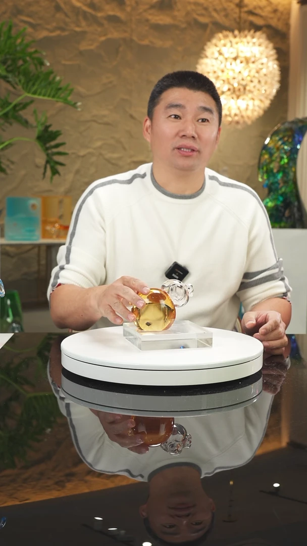 【闪购商品】摆件福利琥珀猪摆件