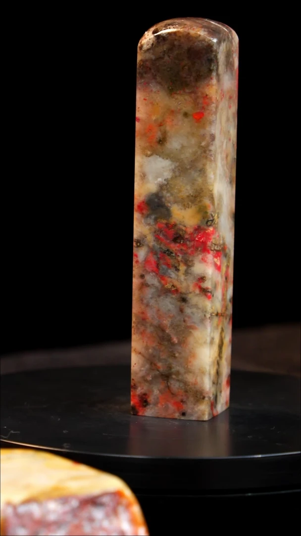 鸡血石刘关张鸡血石