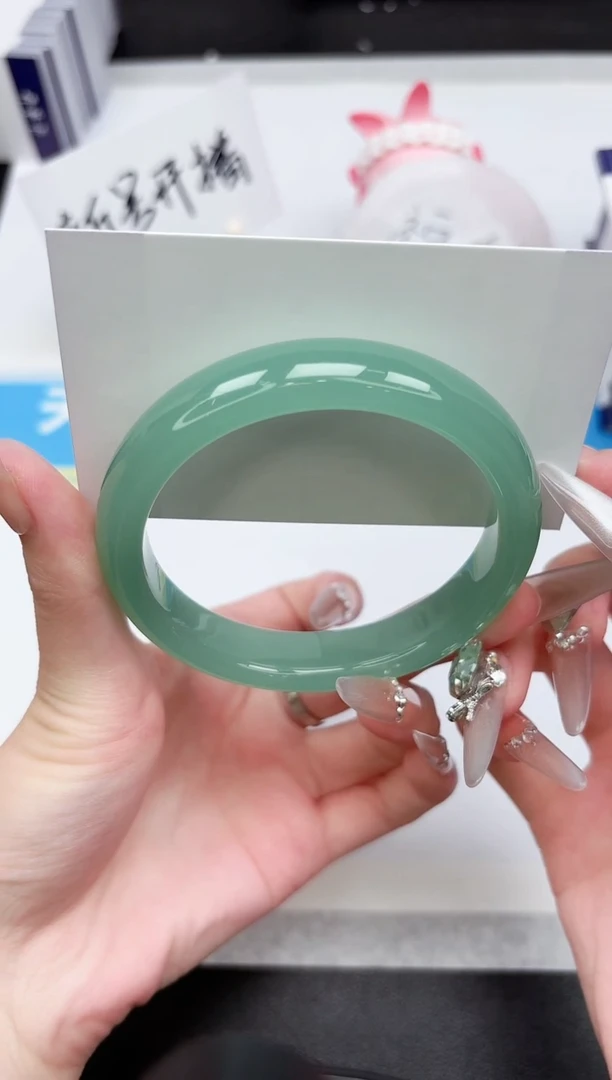 石英质玉手镯未镶嵌292-61.3