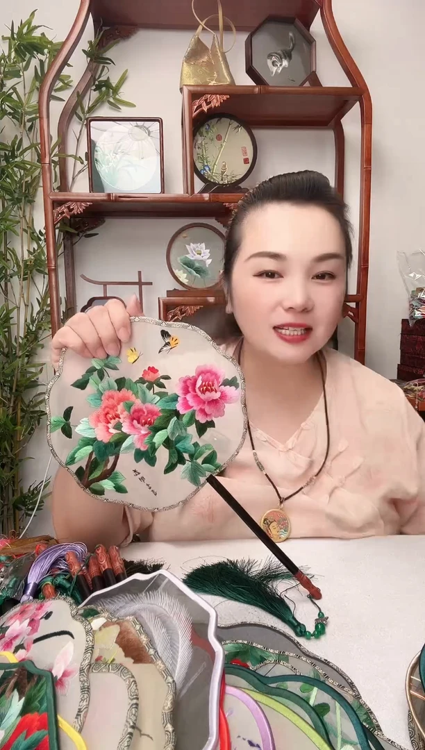 刺绣团扇-双面绣花