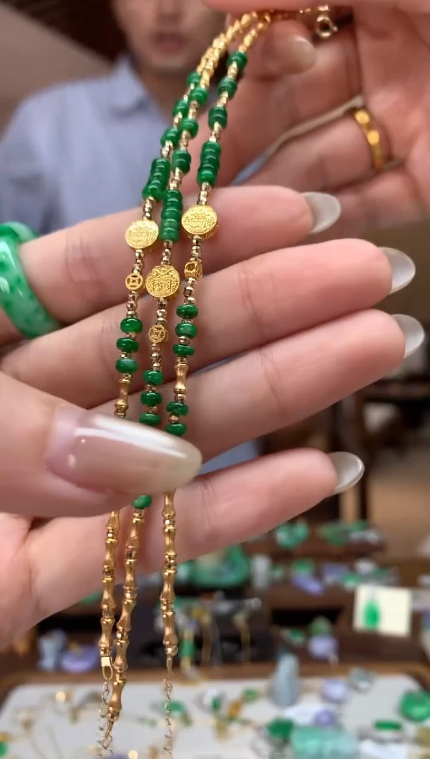 18K金镶嵌手链翡翠手链 多样性发货1件