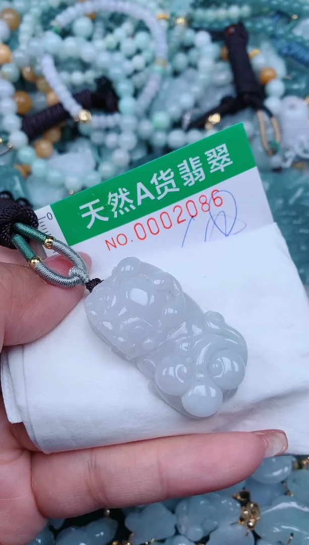【闪购商品】翡翠颈饰未镶嵌.0002086