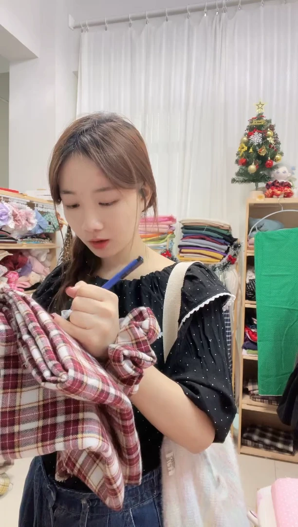 棉1米红豆色白条格磨毛涤棉布