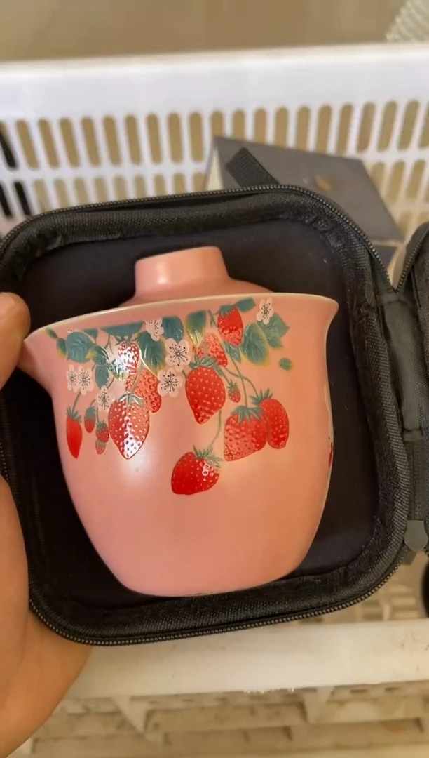 杯无运费险有瑕疵的摄影的产品有使用过的痕迹有点脏介意勿拍