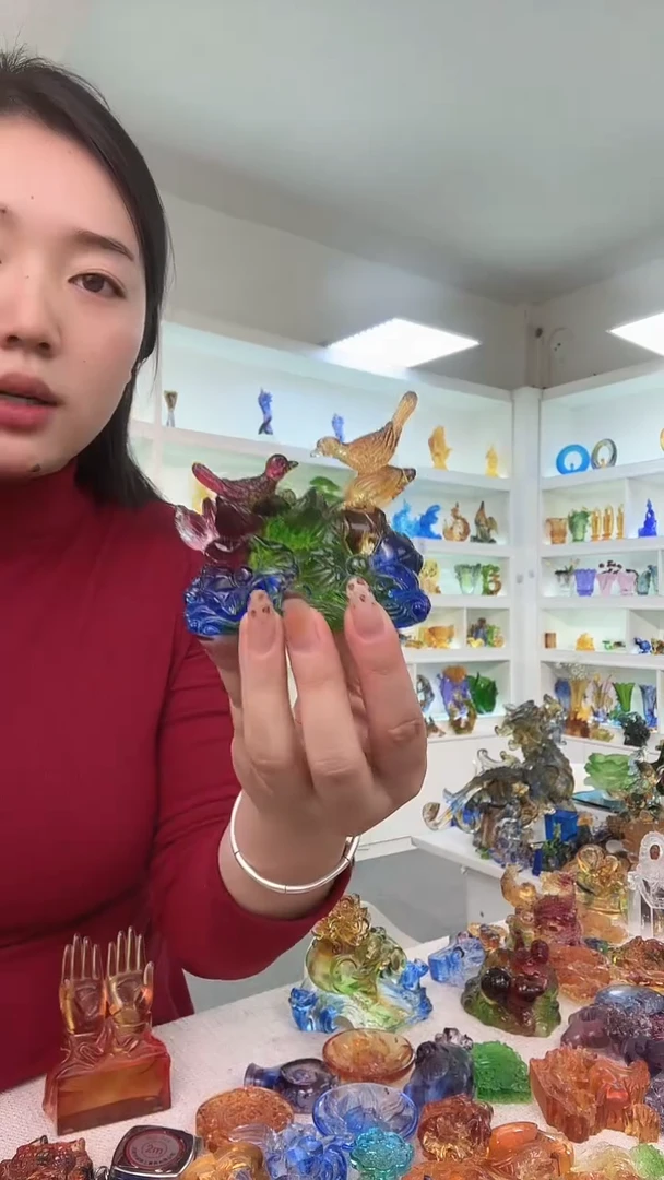 手工艺品琉璃红色喜鹊