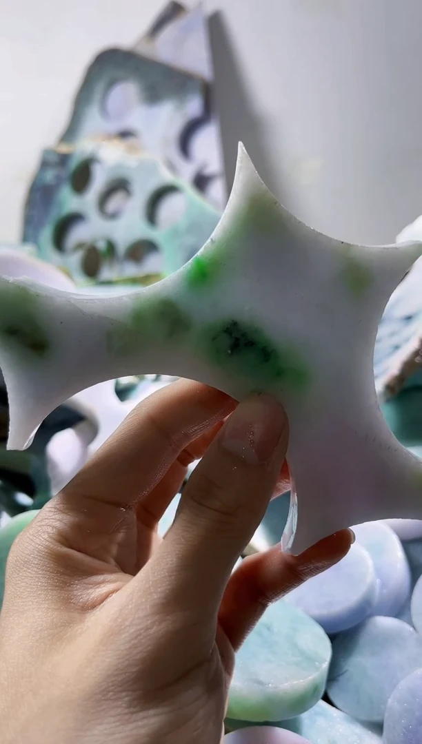 翡翠裸石缅甸翡翠A货陈7517