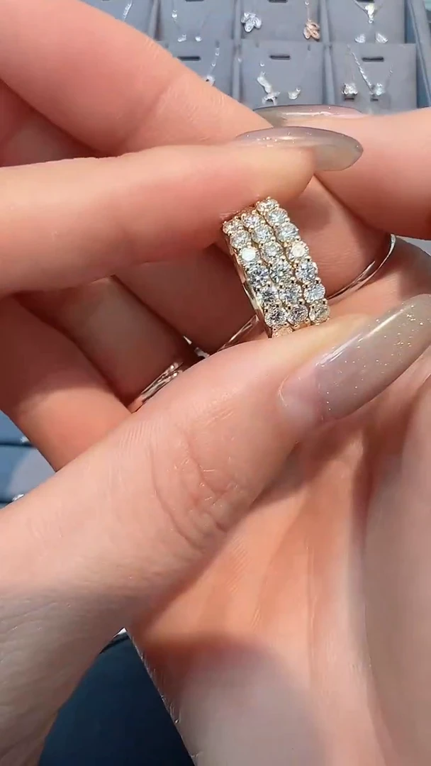 【闪购商品】钻石戒指/指环18K金镶嵌多样性发一