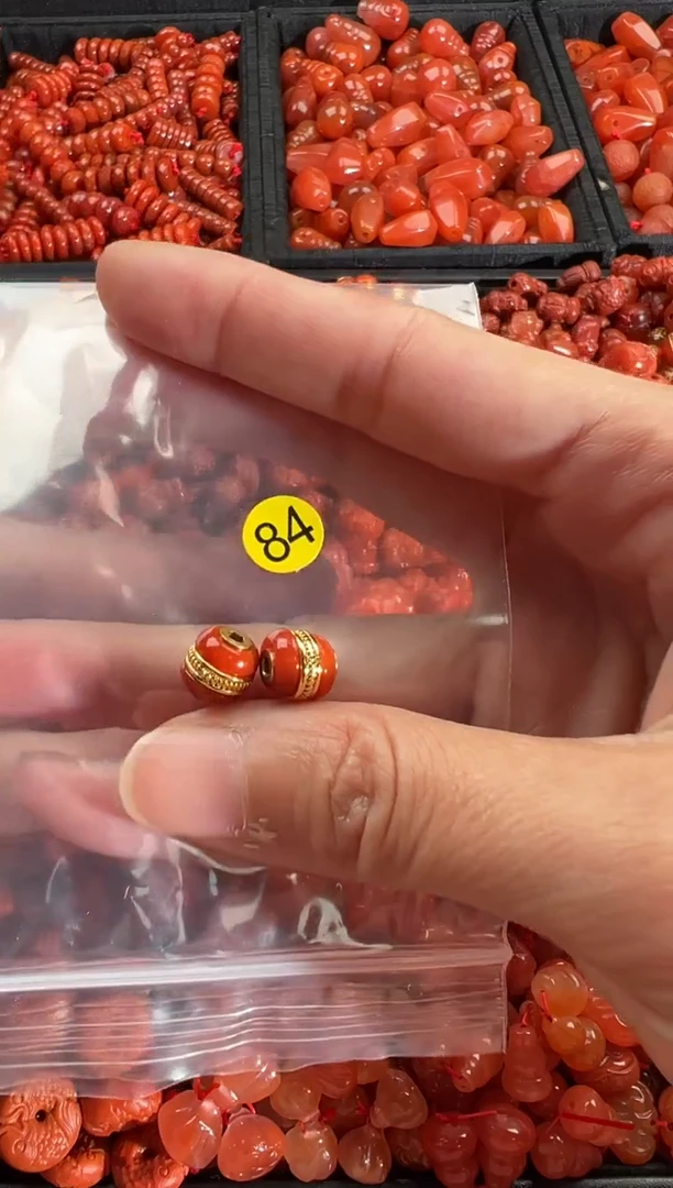 【闪购商品】南红玛瑙颈饰未镶嵌1