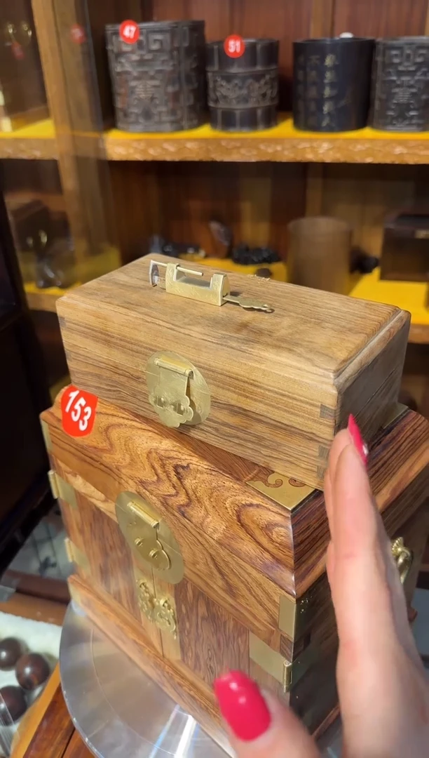 【闪购商品】木木艺黄花梨花纹小翻盖盒158.888