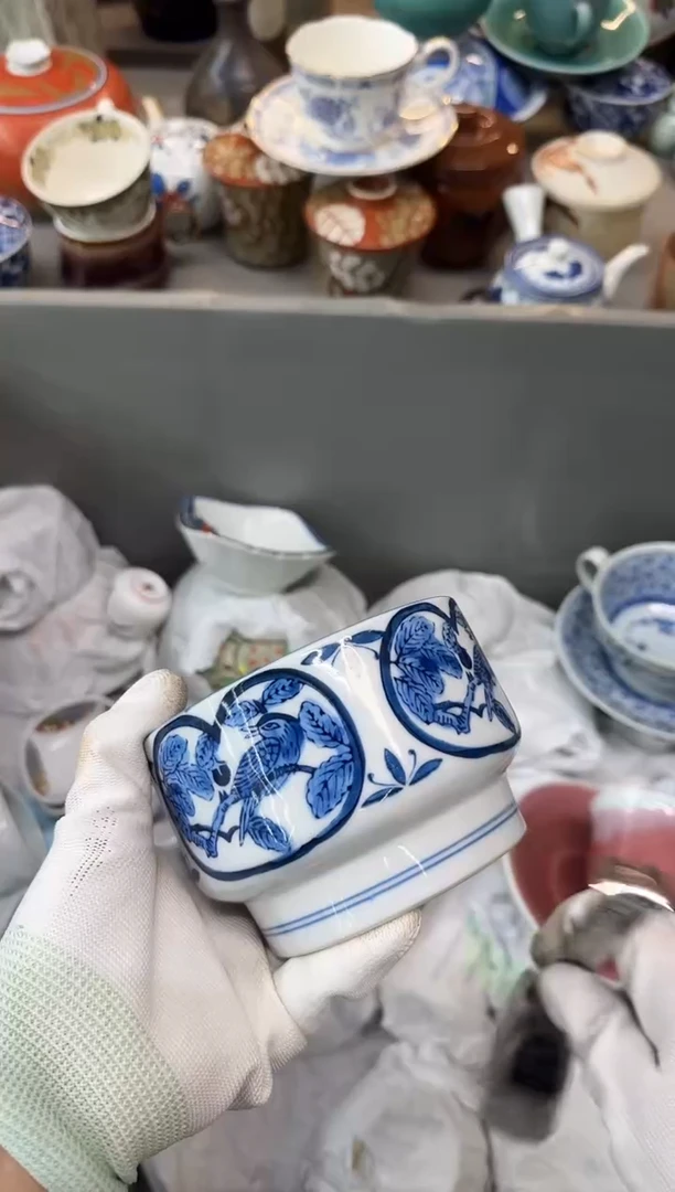 茶盏中*龙瓷器瓷器瓷器瓷器
