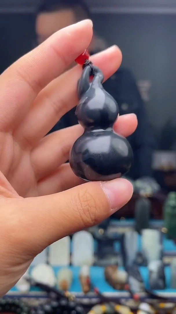 未镶嵌和田玉挂件1