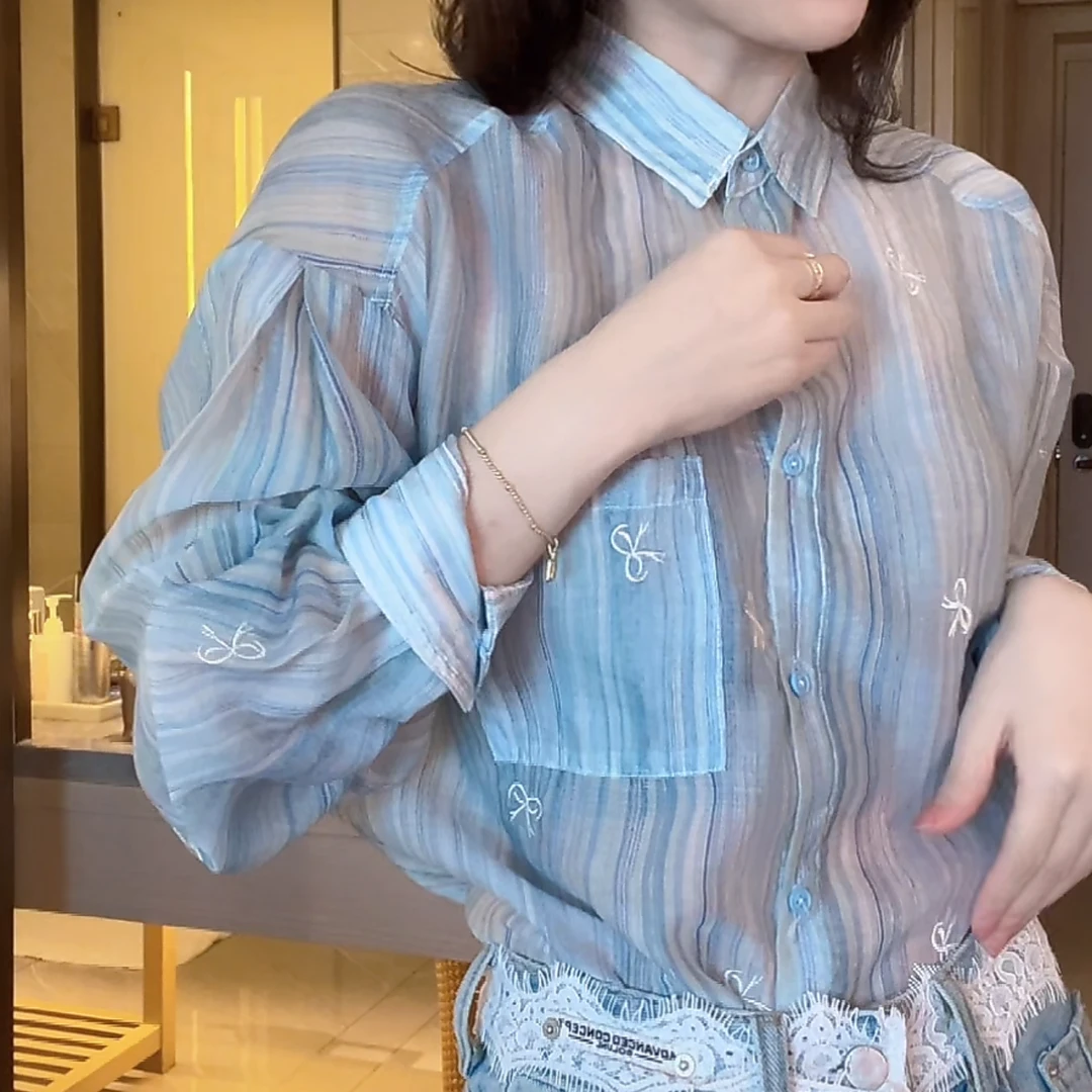 设计感蓝白条纹蝴蝶结刺绣衬衫女2025春季新款气质口袋时尚衬衣