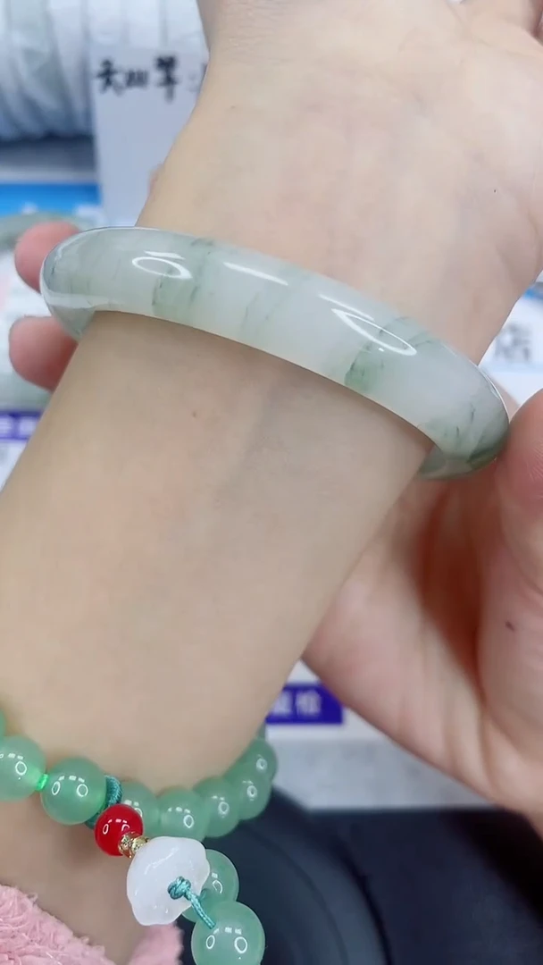未镶嵌手镯石英质玉67-58/59
