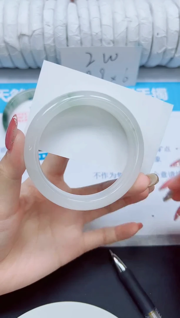 石英质玉手镯未镶嵌158/59.3