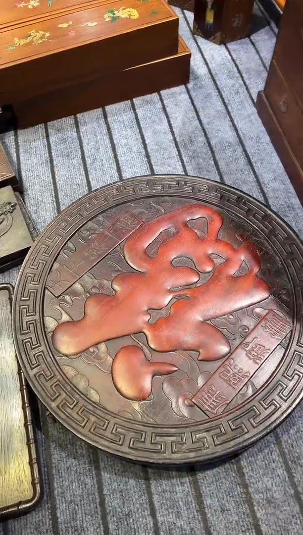 木紫檀雕刻一物一拍