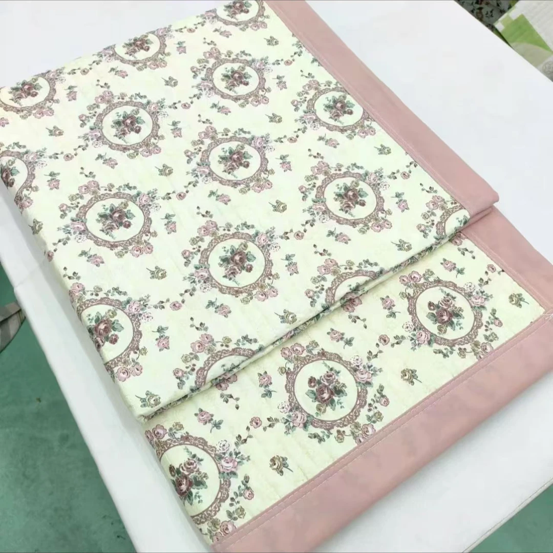 【北奈かわ会社】水洗棉绗缝透气可机洗 四季床盖200*230 镜中玫瑰