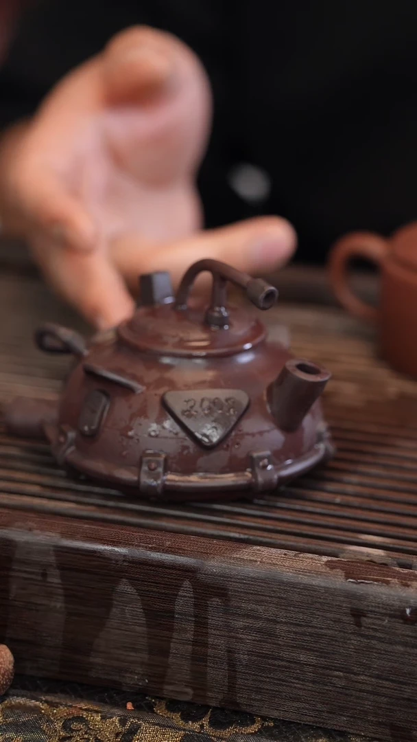 茶壶紫砂瑕疵随机