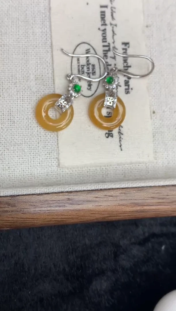 【闪购商品】翡翠耳饰18K金镶嵌耳钩