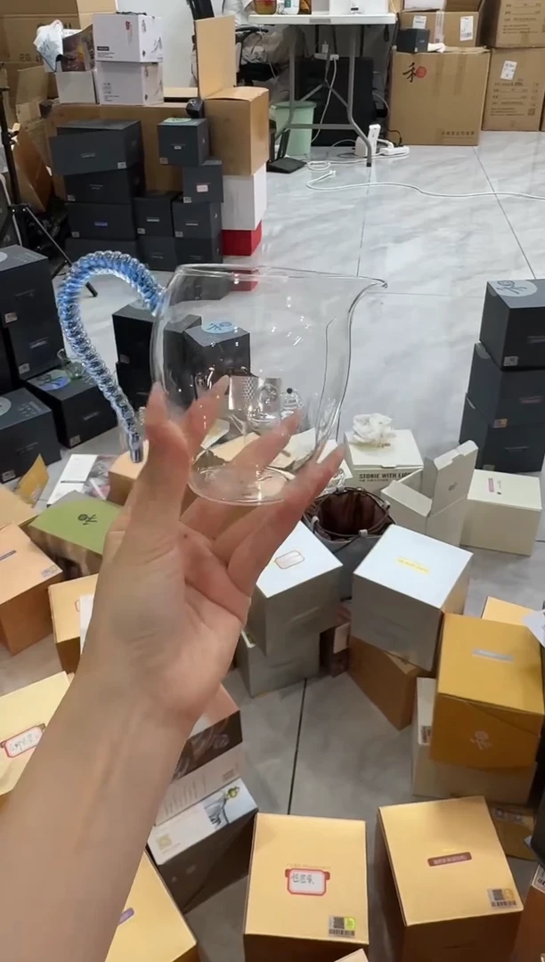 @@禾器怡然涟漪蓝金